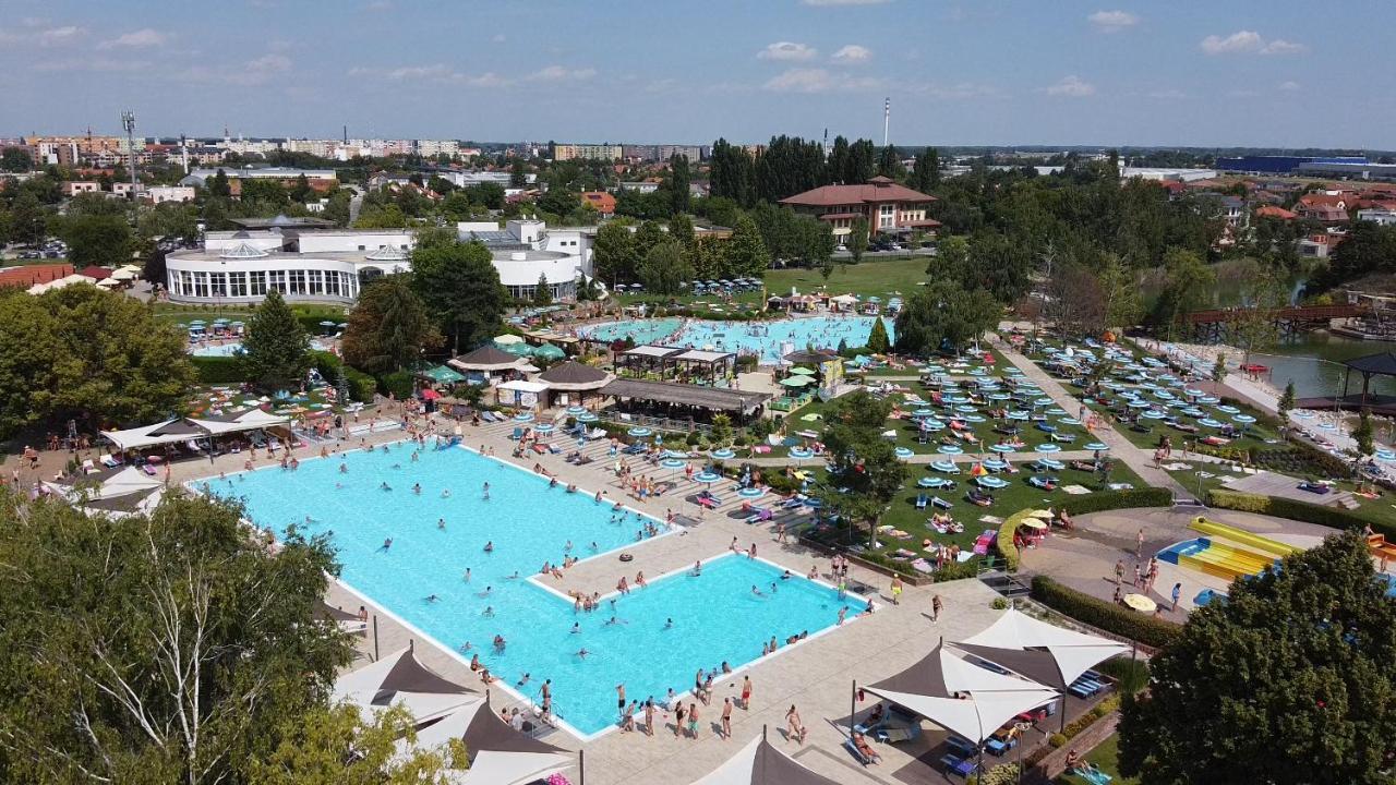Rivapark Leilighet Dunajská Streda Eksteriør bilde